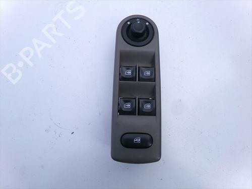 venstre-fortil-elrude-kontakt-renault-captur-i-j5_-h5_-2013-34535020 main image