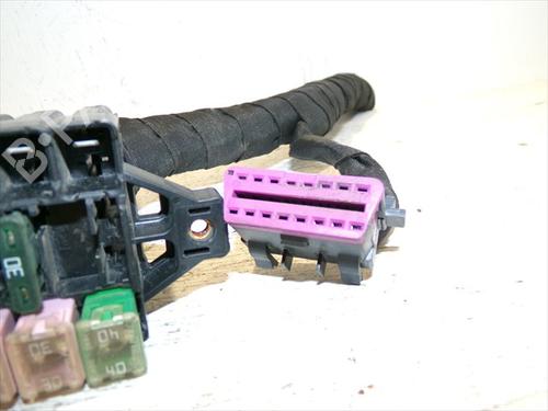 Fuse box SKODA RAPID Spaceback (NH1) 1.6 TDI | BP24557293E1 - Image 3