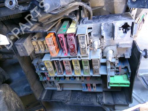 Used Fuse box Fuse box PEUGEOT 607 (9D, 9U) 2.2 HDi (133 hp) 24858351 24858351