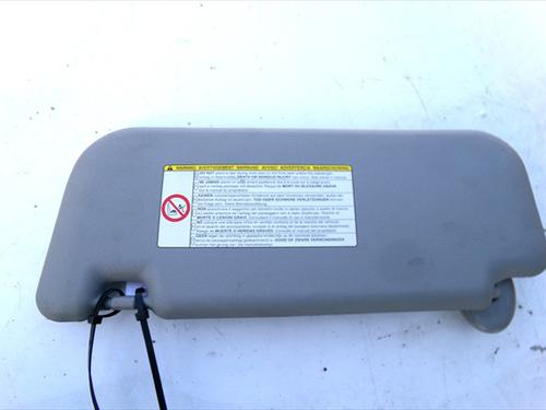 Used Right sun visor Right sun visor TOYOTA YARIS (_P9_) 1.4 D-4D (NLP90_, NLP90R) (90 hp) 36255857 36255857