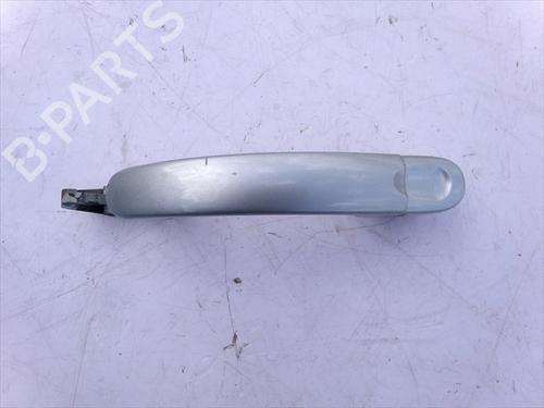 Used Front left exterior door handle Front left exterior door handle VW GOLF PLUS V (5M1, 521) 2.0 TDI (140 hp) 39048156 39048156