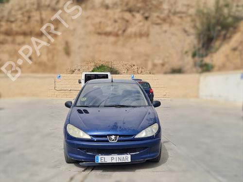 Used Parts PEUGEOT 206 Hatchback (2A/C)  1.4 i  4557690