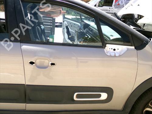 Used Right front door Right front door 38635588 38635588