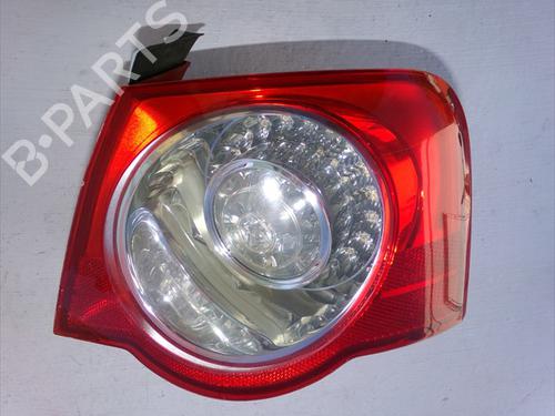 Used Right taillight Right taillight VW PASSAT B6 (3C2) 2.0 TDI (110 hp) 39526391 39526391