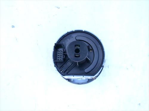 Headlight switch SKODA RAPID Spaceback (NH1) 1.2 TSI | BP38746068I24 - Image 2