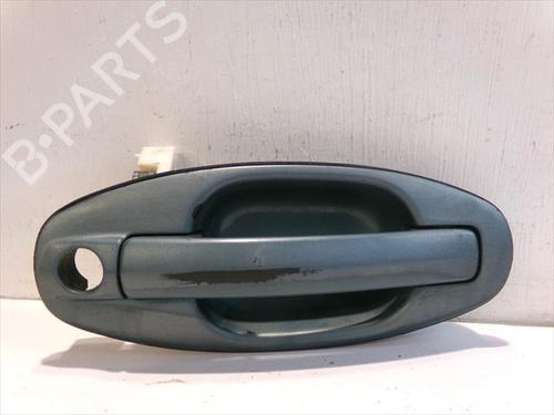 front-right-exterior-door-handle-hyundai-santa-fe-i-sm-2000-2001-2002-2003-2004-2005-2006-39092909 main image
