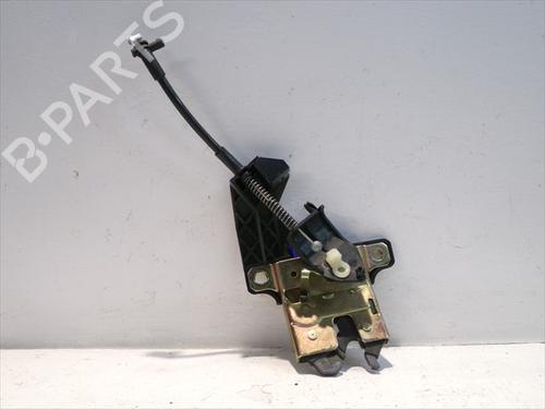 Used Tailgate lock AUDI A4 B6 (8E2) 2.0 (130 hp) 24859217