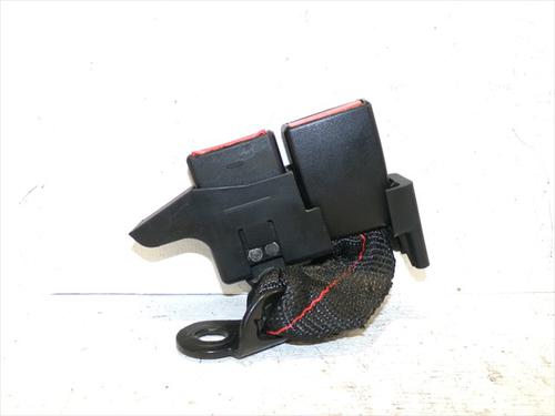 Engate do cinto Engate do cinto RENAULT CLIO III (BR0/1, CR0/1) 1.5 dCi (BR17, CR17) (86 hp) 33688212 33688212