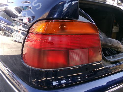 left-taillight-bmw-5-e39-1995-1996-1997-1998-1999-2000-2001-2002-2003-29484146 main image