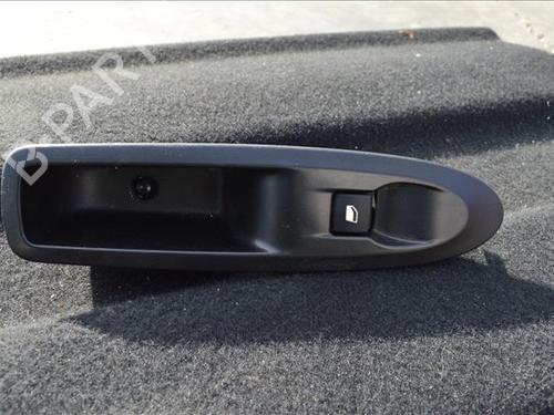 Used Left rear window switch Left rear window switch CITROËN C4 I (LC_) 1.6 HDi (90 hp) 24559838 24559838