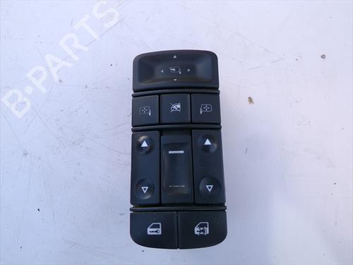 Comutador vidro frente esquerdo Comutador vidro frente esquerdo OPEL VECTRA C GTS (Z02) 1.9 CDTI (F68) (150 hp) 36001759 36001759