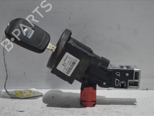 electronic-module-dacia-sandero-2008-24559353 main image