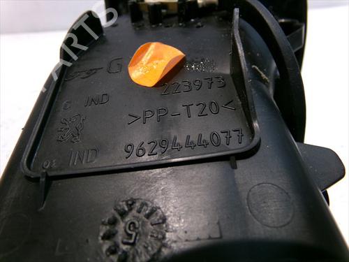Air vent PEUGEOT 607 (9D, 9U) 2.7 HDi 24V | BP25937096I21