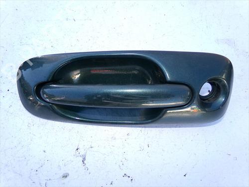 Used Front left exterior door handle Front left exterior door handle CHRYSLER VOYAGER IV (RG, RS) 2.5 CRD (141 hp) 33423232 33423232
