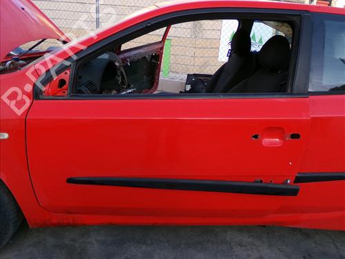 Used Left front door Left front door FIAT STILO (192_) 1.6 16V (192_XB1A) (103 hp) 29623088 29623088