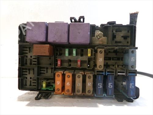 Fuse box RENAULT ESPACE IV (JK0/1_) 2.0 dCi (JK01, JK02, JK1J, JK1K, JK1H) | BP39021556E1 - Image 2