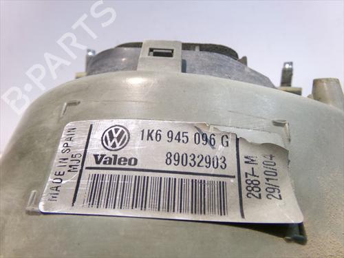 Right taillight VW GOLF PLUS V (5M1, 521) 2.0 TDI | BP29504714C35 - Image 4
