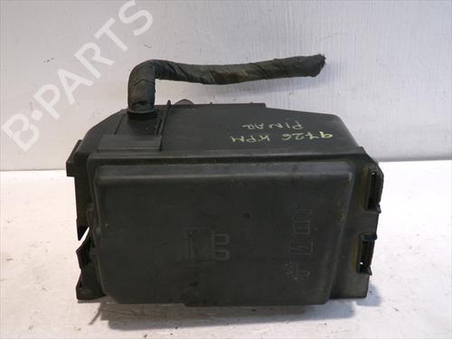 Used Fuse box Fuse box 24858609 24858609
