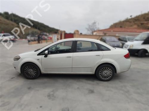 Right front window switch FIAT LINEA (323_, 110_) 1.6 D Multijet | BP24859457I26 - Image 7