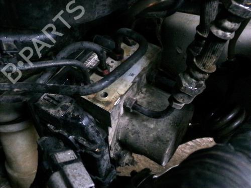 Used ABS pump ABS pump KIA CEE'D Hatchback (ED) 2.0 CRDi 140 (140 hp) 26204672 26204672