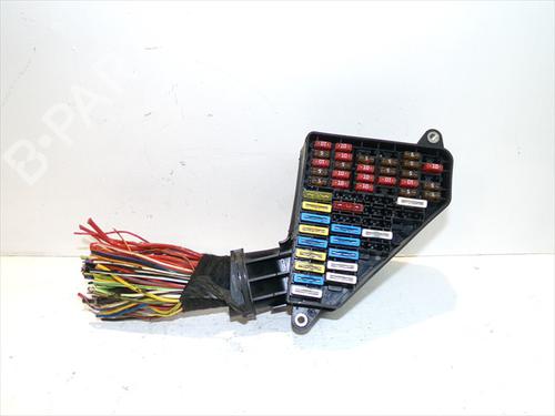 Used Fuse box Fuse box SEAT CORDOBA (6L2) 1.4 16V (75 hp) 33771352 33771352