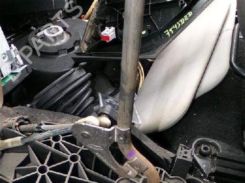 Used Gear lever Gear lever FORD FIESTA V (JH_, JD_) 1.4 TDCi (68 hp) 30884226 30884226