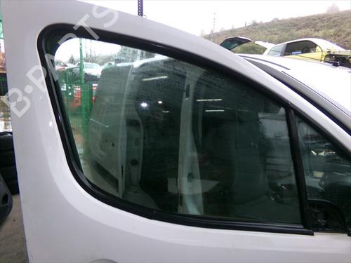 front-right-door-window-peugeot-partner-box-bodympv-2008-32259145 main image