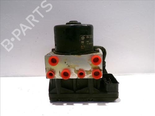 Used ABS pump ABS pump SKODA FELICIA I (6U1) 1.3 (68 hp) 30437635 30437635