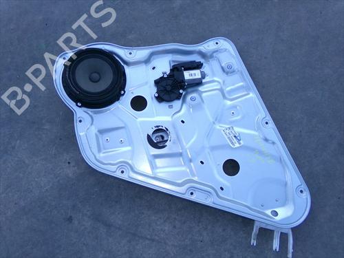 Vindusheismekanisme høyre bak KIA CEE'D SW (ED) 1.6 CRDi 128 (128 hp) 31658663