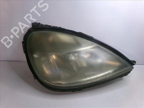 Used Right headlight Right headlight MERCEDES-BENZ A-CLASS (W168) A 160 (168.033, 168.133) (102 hp) 24561668 24561668