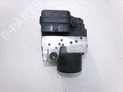 Used ABS pump ABS pump TOYOTA RAV 4 II (_A2_) 2.0 4WD (ACA21, ACA20) (150 hp) 30908454 30908454