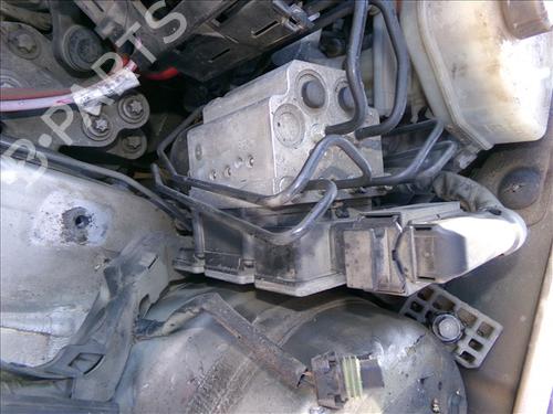 Used ABS pump ABS pump SAAB 9-3 (YS3F, E79, D79, D75) 1.9 TiD (150 hp) 29923335 29923335