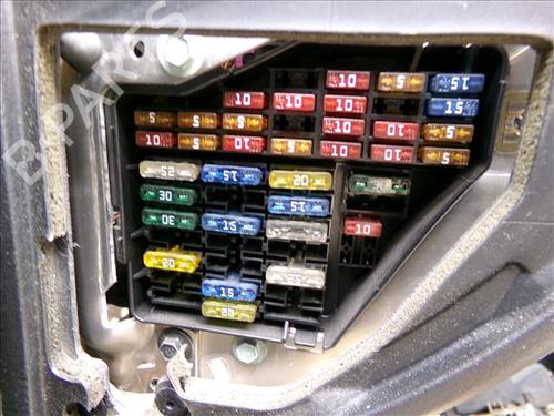 fuse-box-audi-a6-c5-4b2-4b4-1997-1998-1999-2000-2001-2002-2003-2004-2005-24859376 main image