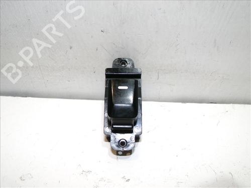 Used Right front window switch Right front window switch KIA RIO III (UB) 1.4 CRDi (90 hp) 24558350 24558350