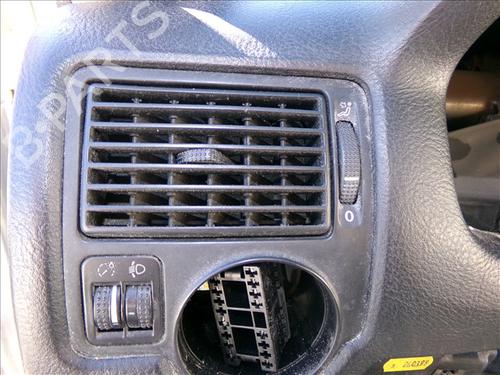 Used Air vent Air vent VW BORA I (1J2) 1.9 TDI (110 hp) 29923440 29923440