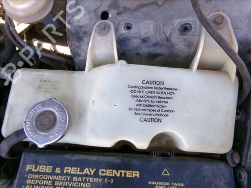 Used Expansion tank Expansion tank CHRYSLER 300M (LR) 3.5 V6 24V (254 hp) 28713841 28713841