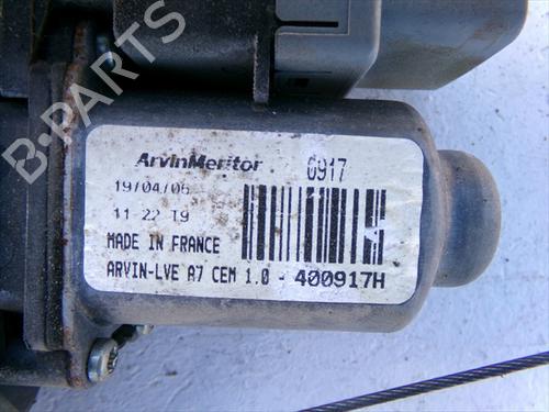 Rudehejsemekanisme ventre foran PEUGEOT 207 (WA_, WC_) 1.4 HDi (68 hp) 31241943