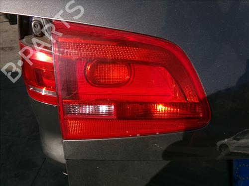 Used Left tailgate light Left tailgate light VW TOURAN (1T3) 1.6 TDI (105 hp) 28070165 28070165