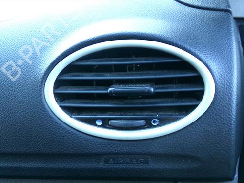 Luftventilen Luftventilen FORD FOCUS II Saloon (DB_, FCH, DH) 1.6 TDCi (109 hp) 33265977 33265977