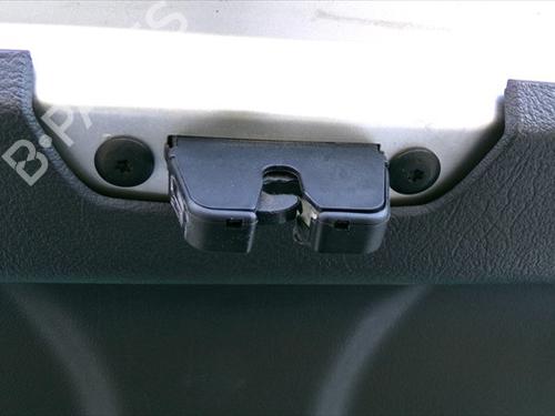 Bagklap lås Bagklap lås CITROËN C5 II (RC_) 2.2 HDi (RC4HXE) (133 hp) 33952703 33952703