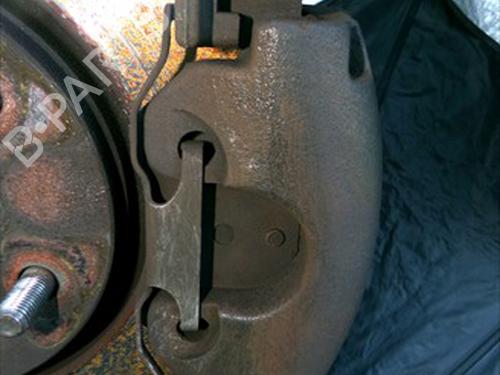 Used Right front brake caliper Right front brake caliper CHRYSLER VOYAGER IV (RG, RS) 2.5 CRD (141 hp) 33423249 33423249