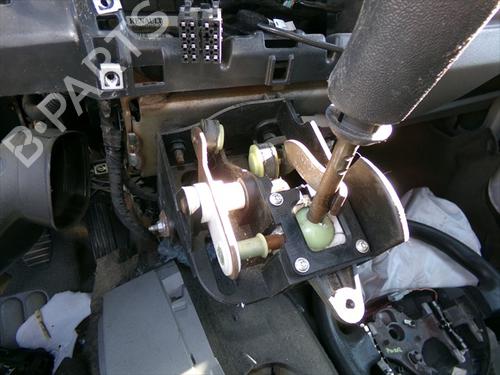 Used Gear lever Gear lever RENAULT KANGOO / GRAND KANGOO II (KW0/1_) 1.5 dCi 70 (KW0V, KW0A) (68 hp) 40179528 40179528