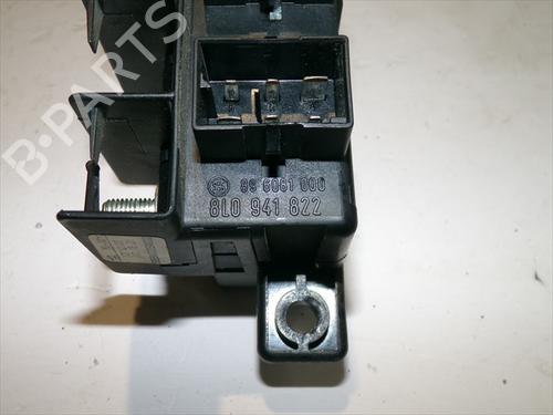 Fuse box SEAT LEON (1M1) 1.9 TDI | BP40279490E1 - Image 4