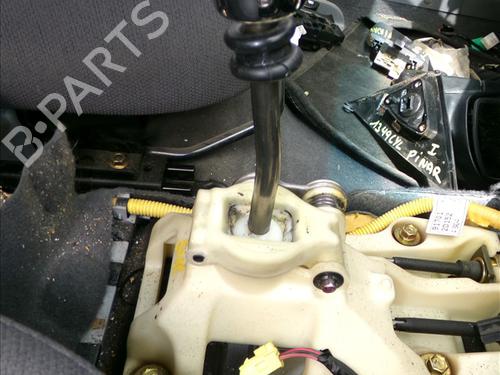 Used Gear lever Gear lever HYUNDAI ELANTRA III Saloon (XD) 2.0 CRDi (113 hp) 28350505 28350505