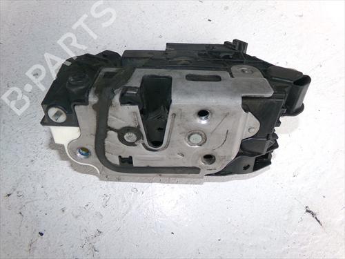 Fechadura trás esquerda SEAT IBIZA IV (6J5, 6P1) 1.4 TDI (90 hp) 32140747