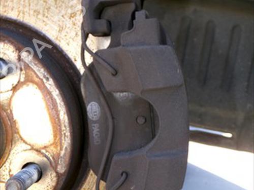Used Right front brake caliper Right front brake caliper TOYOTA YARIS (_P9_) 1.4 D-4D (NLP90_, NLP90R) (90 hp) 36255869 36255869