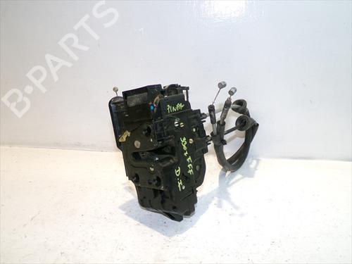 front-left-lock-hyundai-santa-fe-ii-cm-2005-2006-2007-2008-2009-2010-2011-2012-2013-2014-2015-24562563 main image