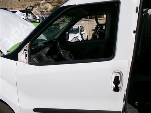 Used Left front door Left front door OPEL COMBO Box Body/MPV (X12) 1.3 CDTI (B05) (90 hp) 35775789 35775789
