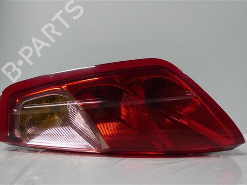Used Right taillight Right taillight FIAT GRANDE PUNTO (199_) 1.3 D Multijet (199.AXD11, 199.AXD1A, 199.AXD1B,... (90 hp) 33423421 33423421