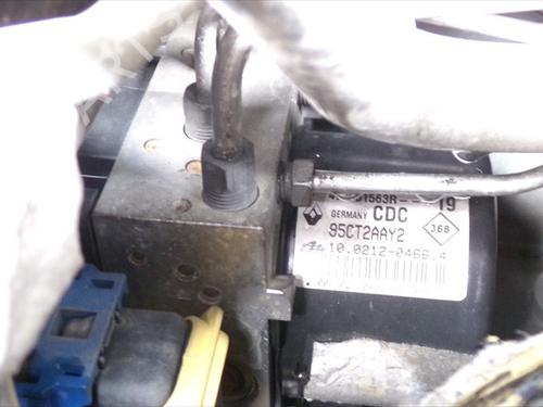Used ABS pump ABS pump RENAULT MEGANE III Grandtour (KZ0/1) 1.5 dCi (KZ09, KZ0D, KZ1G, KZ29, KZ14, KZ1W, KZ10, KZ1F,... (110 hp) 33265576 33265576